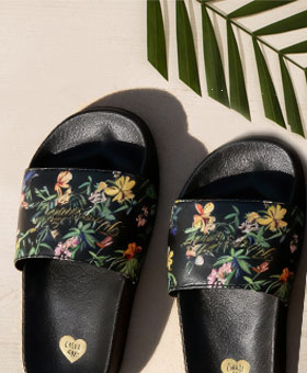 les-tongs-amp;-claquettes